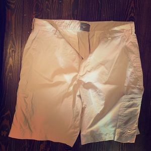 Men’s Nike golf shorts. Size 34